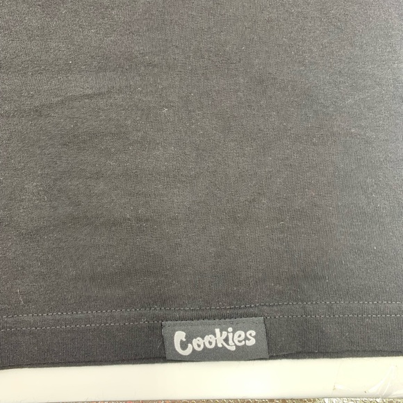 Cookies prohibition graphic tee - Picture 9 of 10